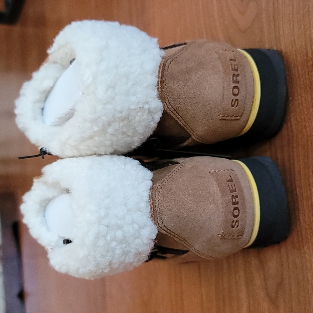 SOREL Harlow™ Waterproof Faux Shearling Lined Leather Chelsea Bootie Size 5.5 - Picture 10 of 11